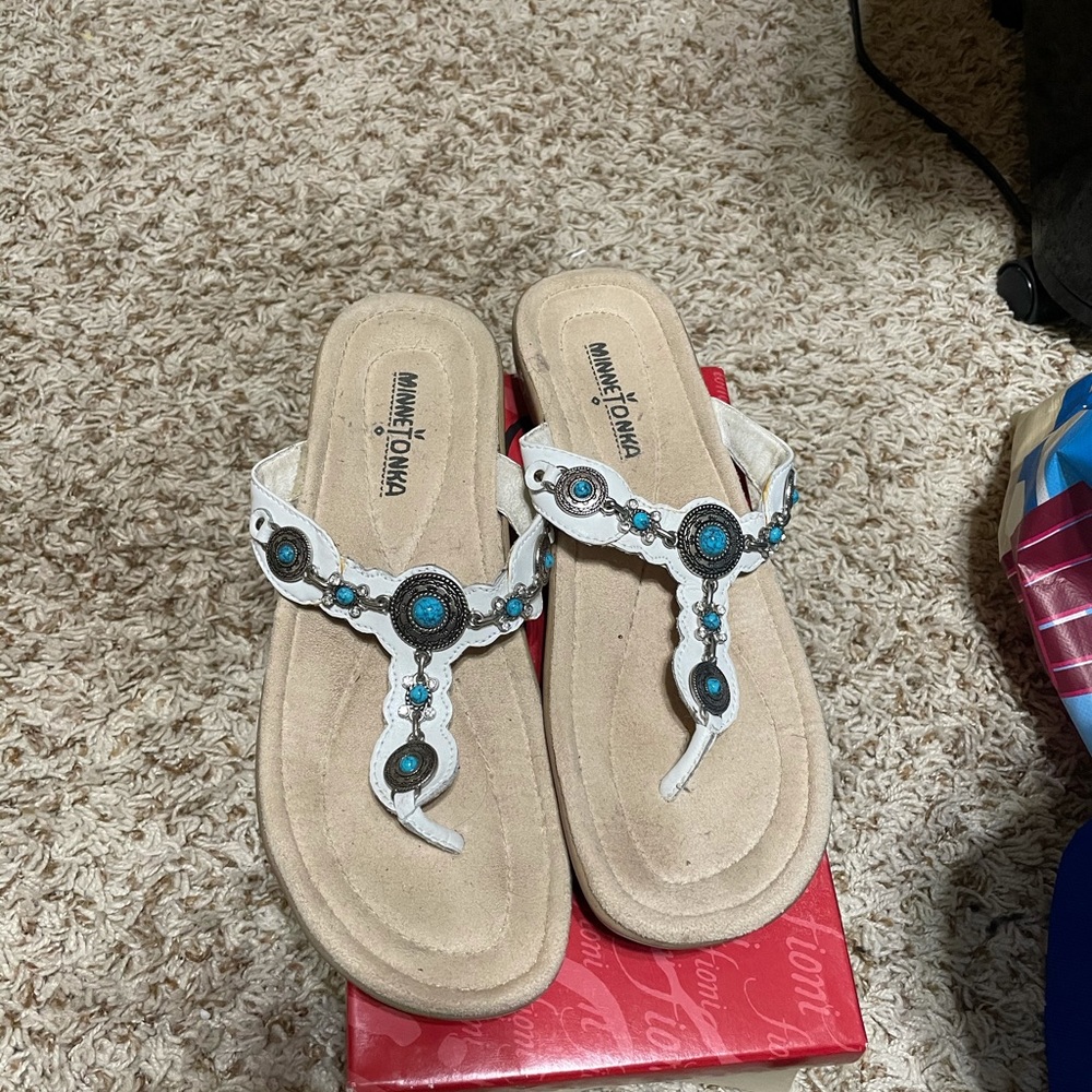 Woman’s Minnetonka sandals